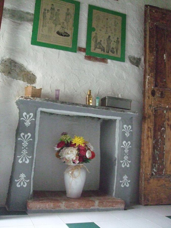 Casa Di Alfredo B&B - Citr9039 Mioglia Экстерьер фото